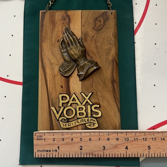 Vintage Pax Vobis and Praying Hands on Wood - Picture 8 of 16